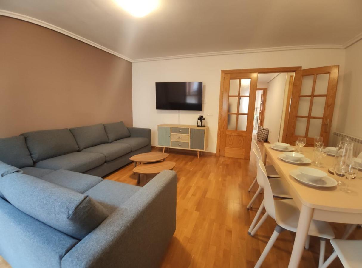 Apartamento Miral21 Jaca Ngoại thất bức ảnh